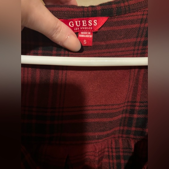 Guess 100% Rayon-Fitted Red and Black Plaid Shirt-Size Small - Picture 2 of 7